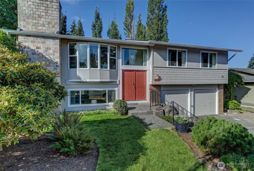 Property photo for 12631 Ne 111th Place, Kirkland photo 29