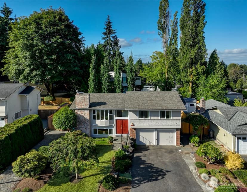 Property photo for 12631 Ne 111th Place, Kirkland photo 3