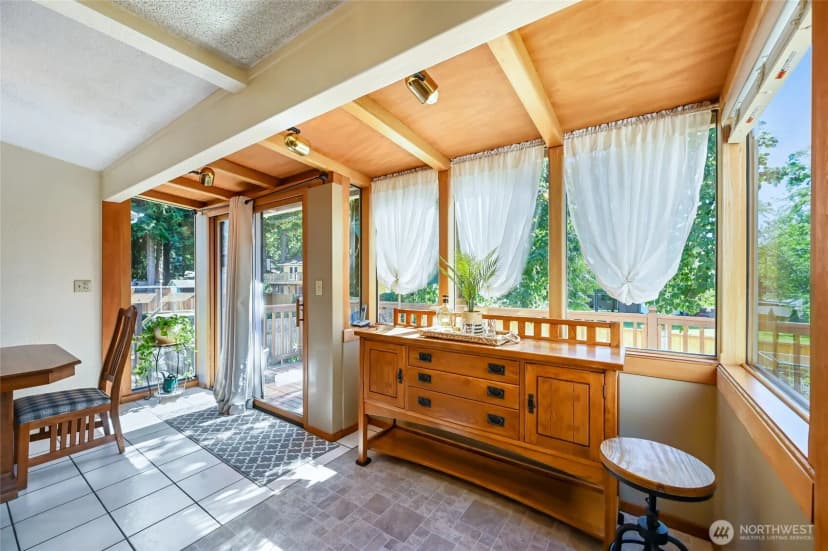 Property photo for 12631 Ne 111th Place, Kirkland photo 9