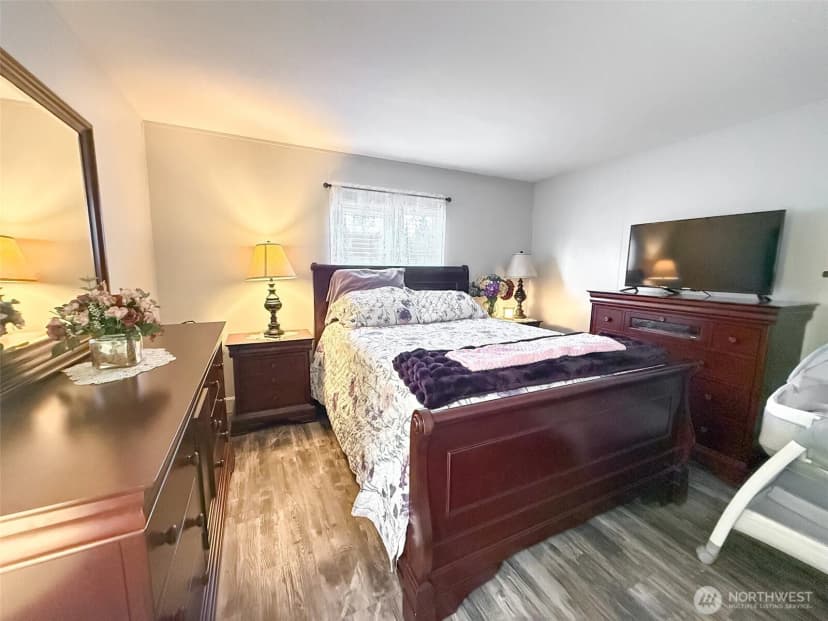 Property photo for 1905 N 33rd, Mount Vernon photo 12