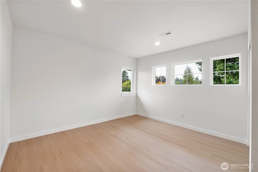 Property photo for 1111 132nd Street S, Tacoma photo 34