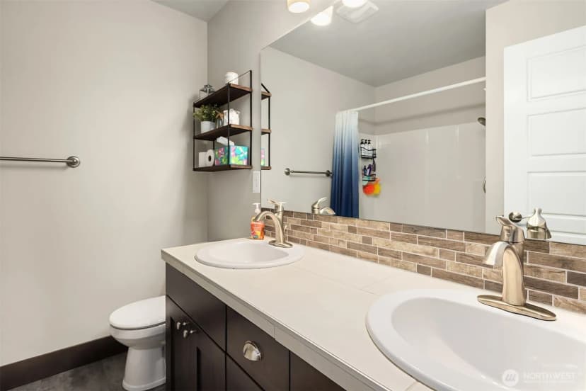 Property photo for 11928 Dr Ne 137th, Lake Stevens photo 36