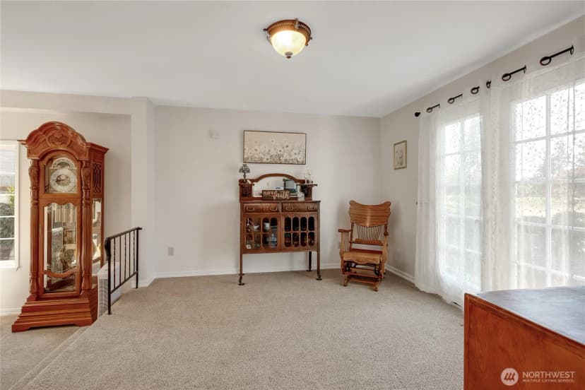 Property photo for 7725 91st Avenue Sw, Lakewood photo 8