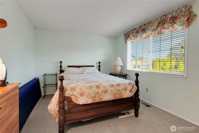 Property photo for 7725 91st Avenue Sw, Lakewood photo 21