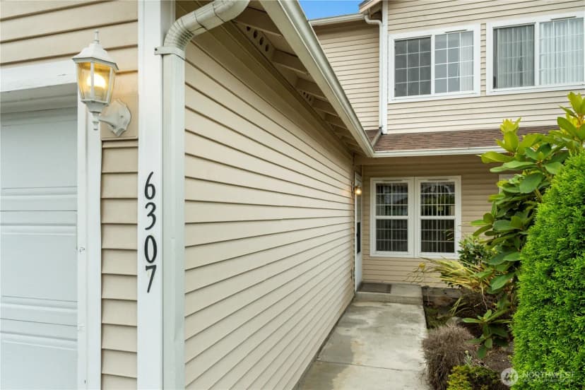 Property photo for 6307 111th Avenue E, Puyallup photo 2