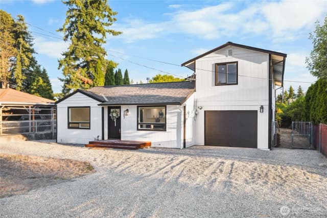 Property photo for 307 S 185th Street, Burien