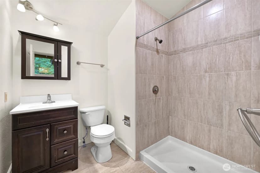 Property photo for 1 Valley Crest Way, Bellingham photo 19