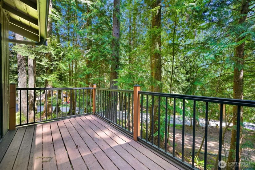 Property photo for 1 Valley Crest Way, Bellingham photo 3