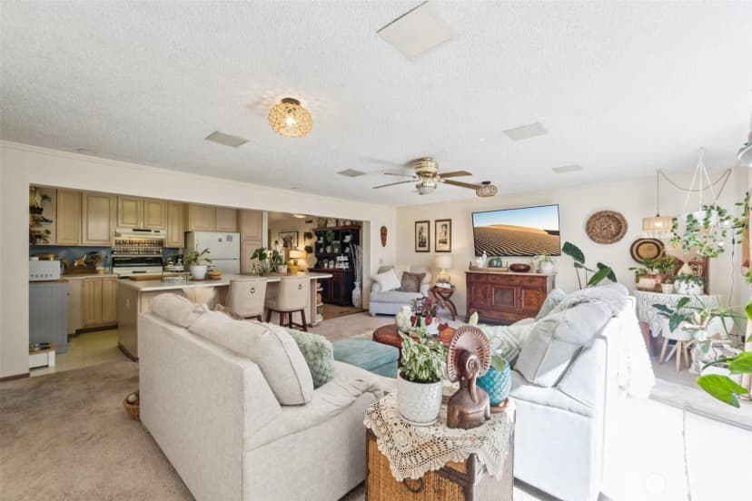 Property photo for 14810 Corliss Avenue N, Shoreline photo 8