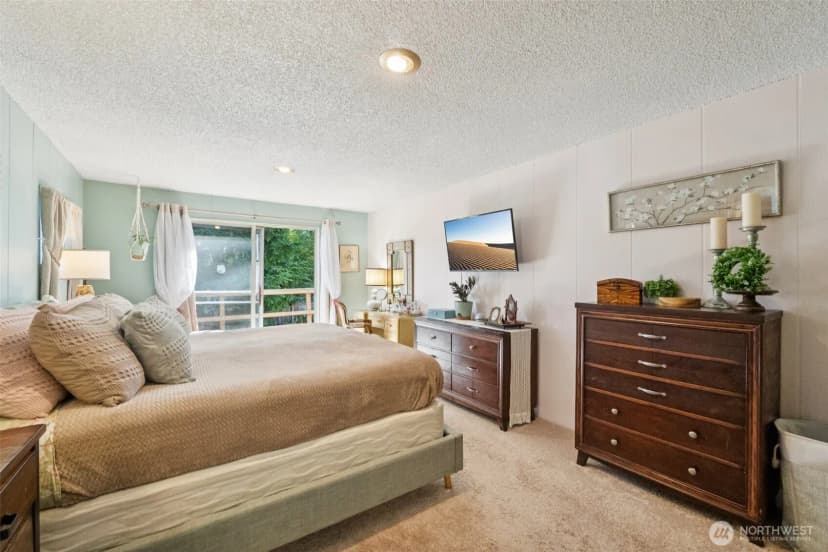 Property photo for 14810 Corliss Avenue N, Shoreline photo 21