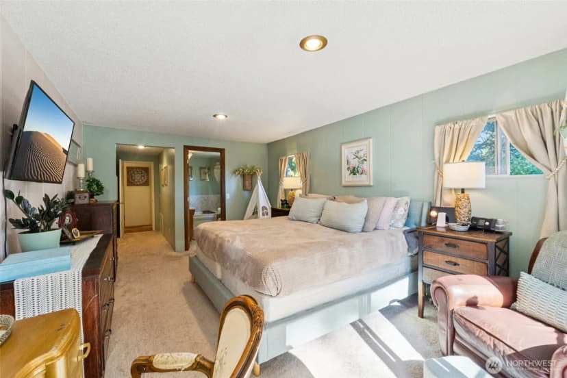 Property photo for 14810 Corliss Avenue N, Shoreline photo 20