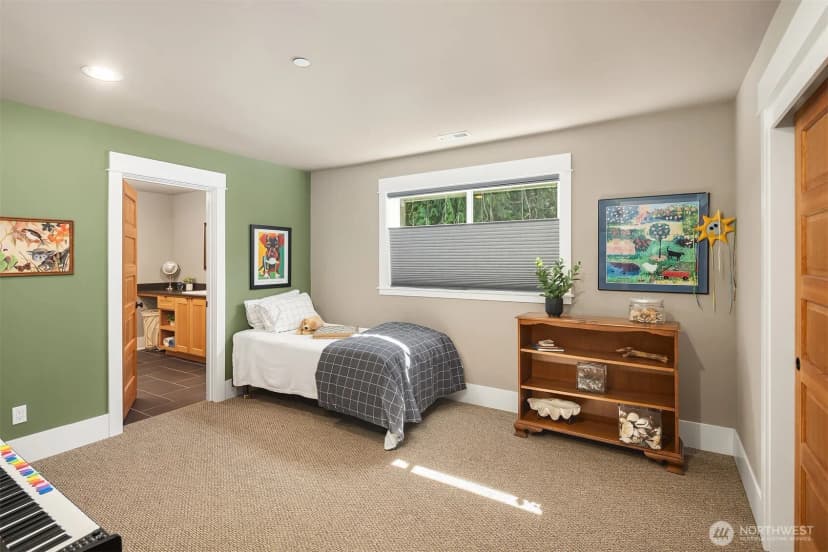 Property photo for 10235 Upper Preston Road Se, Issaquah photo 26