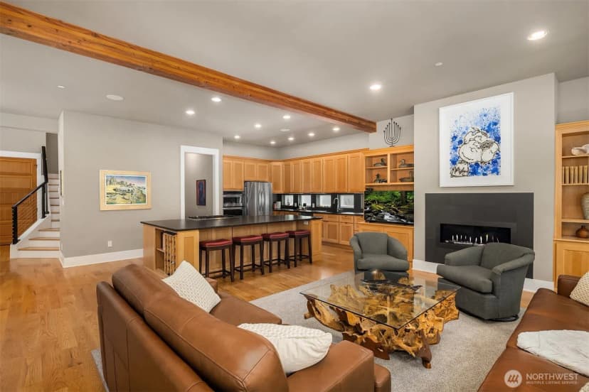 Property photo for 10235 Upper Preston Road Se, Issaquah photo 12