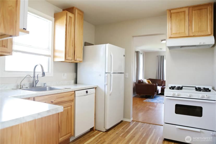Property photo for 181 S 2nd St, Buckley photo 14