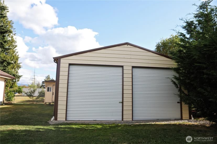Property photo for 181 S 2nd St, Buckley photo 26