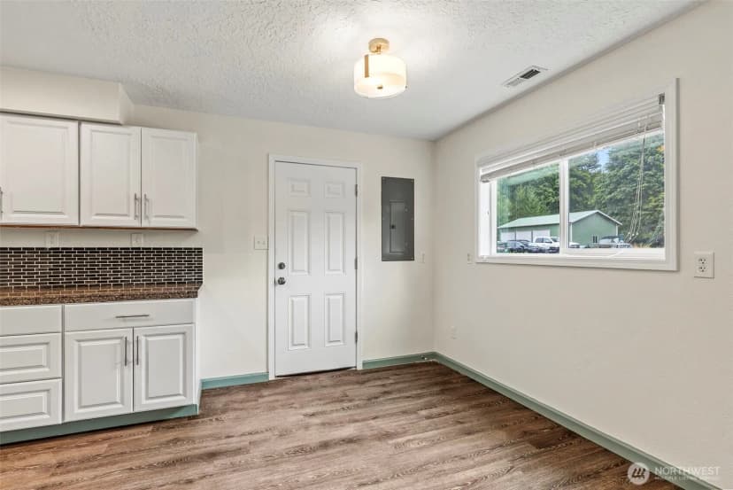 Property photo for 652 Ragland, Longview photo 9