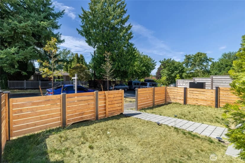 Property photo for 9226 21st Avenue Sw, Seattle photo 16