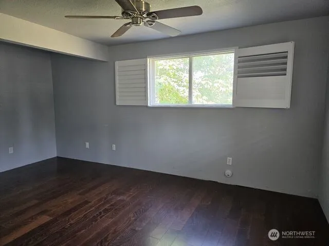 Property photo for 21932 Se Promontory Court, Yelm photo 5