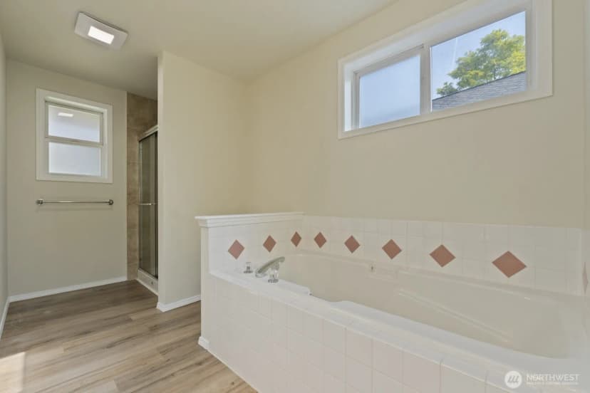 Property photo for 907 233rd Place Sw, Bothell photo 13