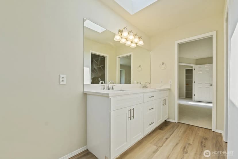 Property photo for 907 233rd Place Sw, Bothell photo 12