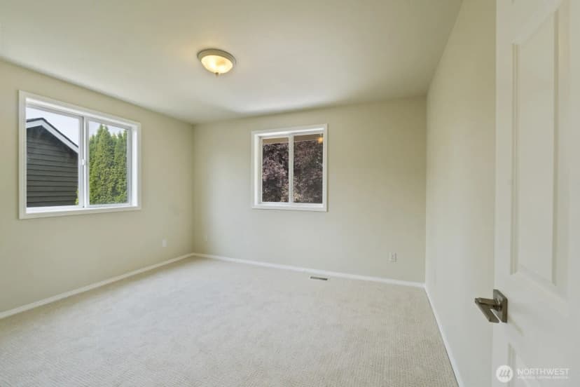 Property photo for 907 233rd Place Sw, Bothell photo 16