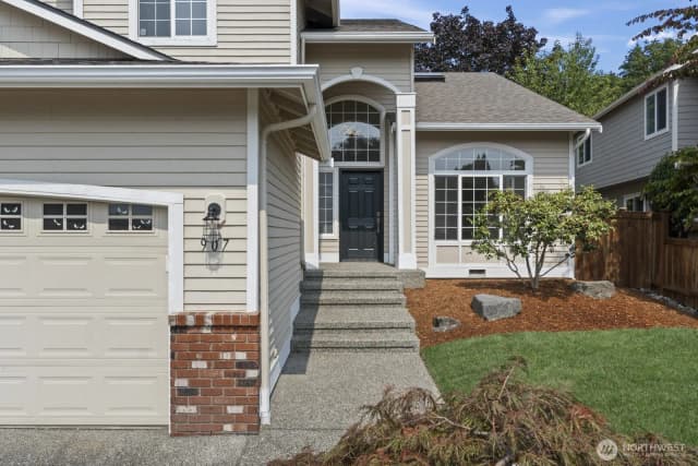 Property photo for 907 233rd Place Sw, Bothell photo 2