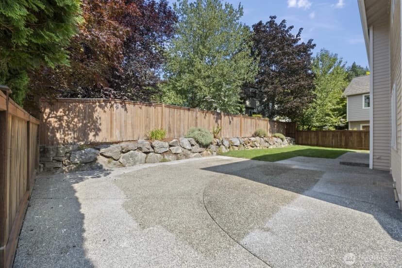 Property photo for 907 233rd Place Sw, Bothell photo 32