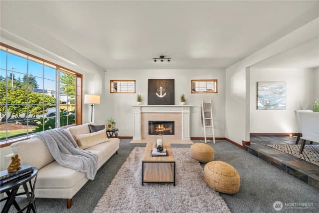 Property photo for 5208 Ridge Drive Ne, Tacoma photo 5