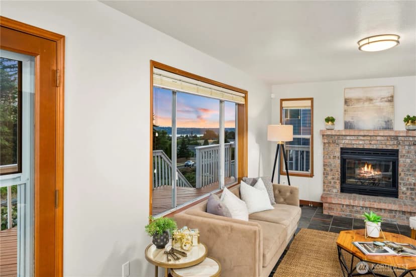 Property photo for 5208 Ridge Drive Ne, Tacoma photo 15