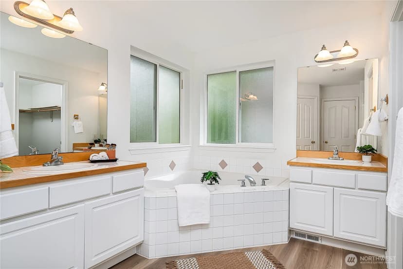 Property photo for 17121 3rd Place W, Bothell photo 21