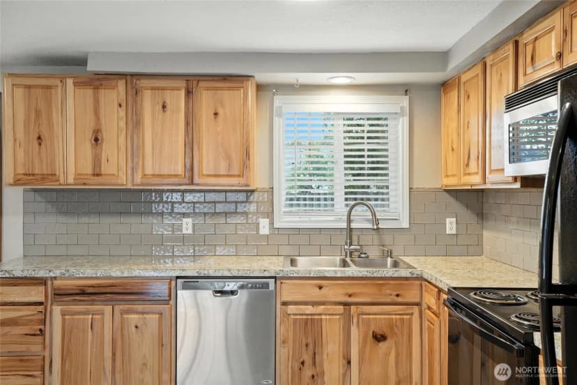 Property photo for 14 Sw 11th Street, Battle Ground photo 14