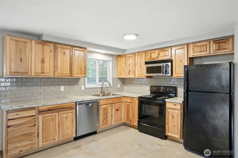 Property photo for 14 Sw 11th Street, Battle Ground photo 13