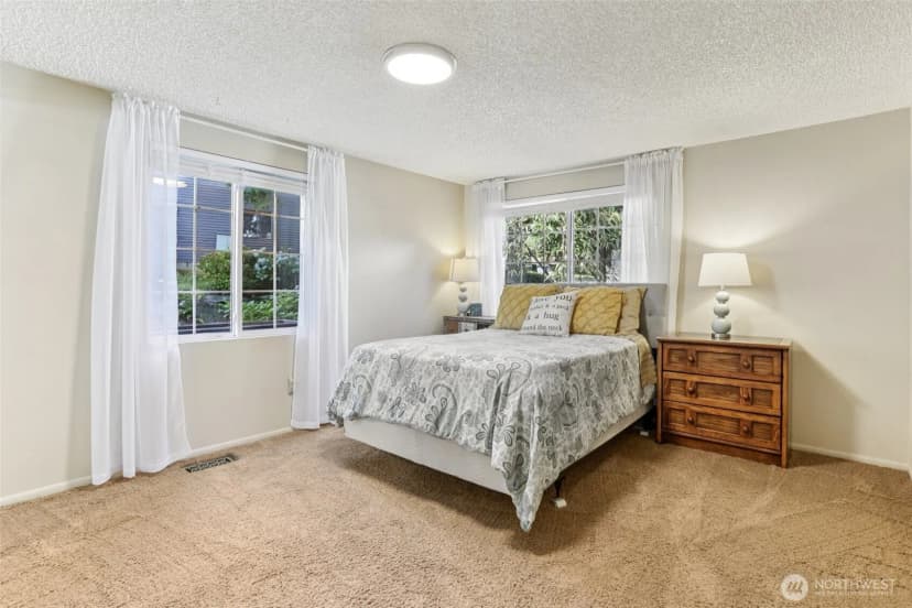 Property photo for 16004 74th Avenue Ne, Kenmore photo 22