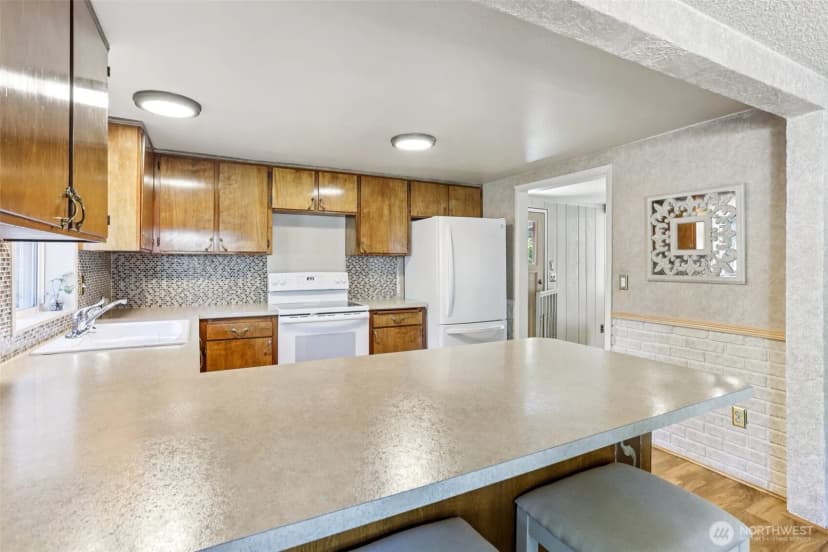 Property photo for 16004 74th Avenue Ne, Kenmore photo 15