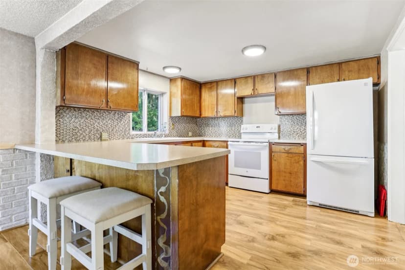 Property photo for 16004 74th Avenue Ne, Kenmore photo 14