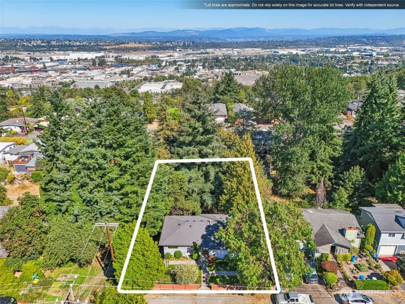 Property photo for 8100 8th Avenue Sw, Seattle photo 30