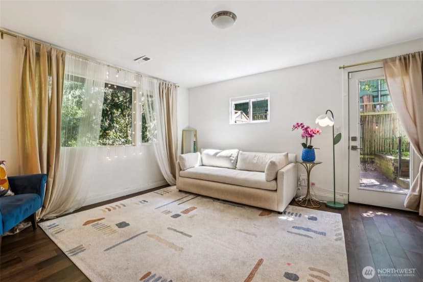 Property photo for 8100 8th Avenue Sw, Seattle photo 17