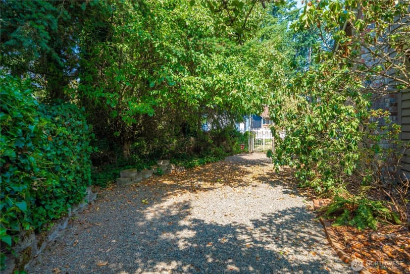 Property photo for 22015 Se 244th Place, Maple Valley photo 10