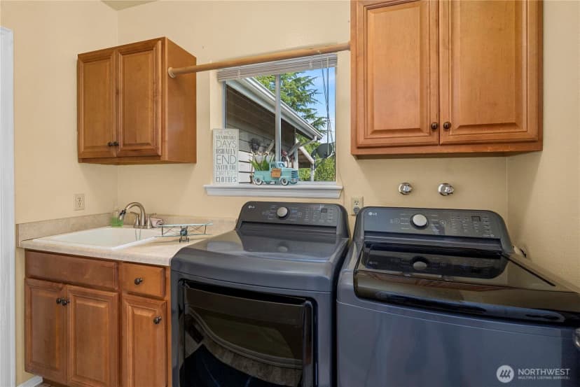 Property photo for 22015 Se 244th Place, Maple Valley photo 32