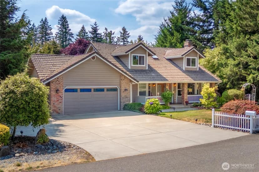 Property photo for 22015 Se 244th Place, Maple Valley