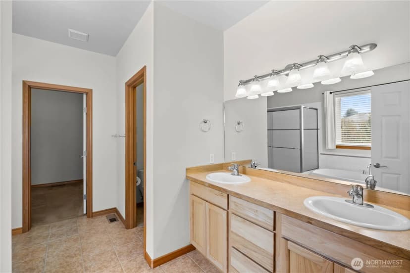 Property photo for 530 Meadow View Drive, Ellensburg photo 25