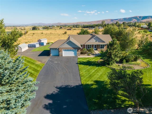 Property photo for 530 Meadow View Drive, Ellensburg photo 2