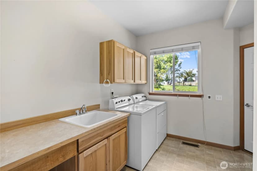 Property photo for 530 Meadow View Drive, Ellensburg photo 31