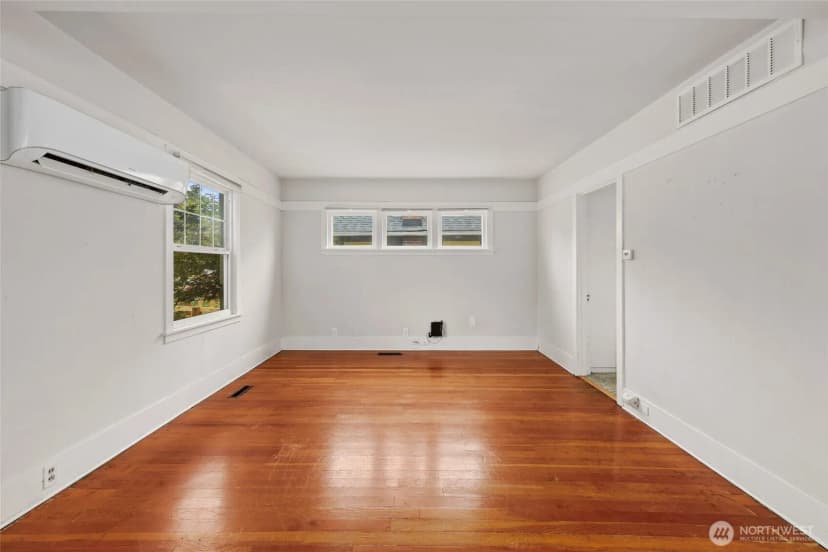 Property photo for 4511 S J Street, Tacoma photo 7