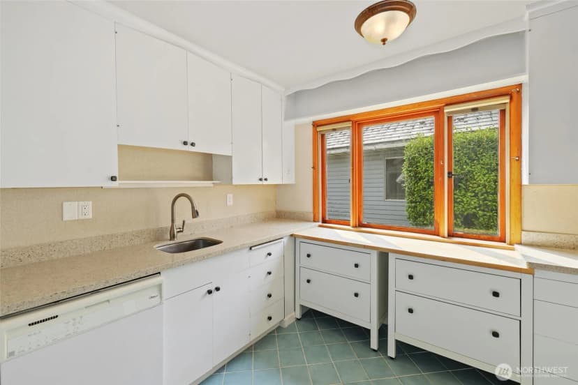Property photo for 4511 S J Street, Tacoma photo 13