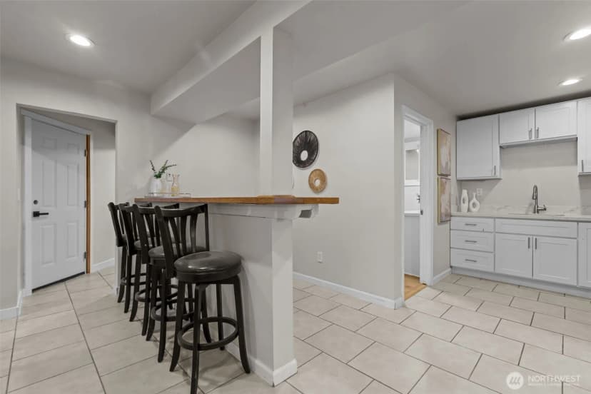 Property photo for 2513 Vashon Court Ne, Renton photo 25