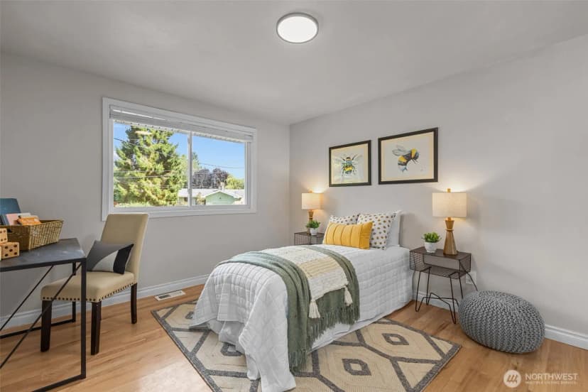 Property photo for 2513 Vashon Court Ne, Renton photo 17