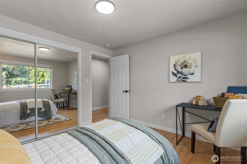 Property photo for 2513 Vashon Court Ne, Renton photo 18
