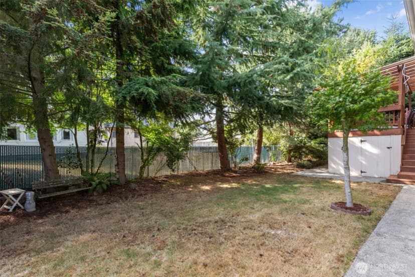 Property photo for 2513 Vashon Court Ne, Renton photo 34