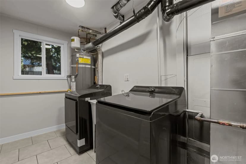 Property photo for 2513 Vashon Court Ne, Renton photo 33